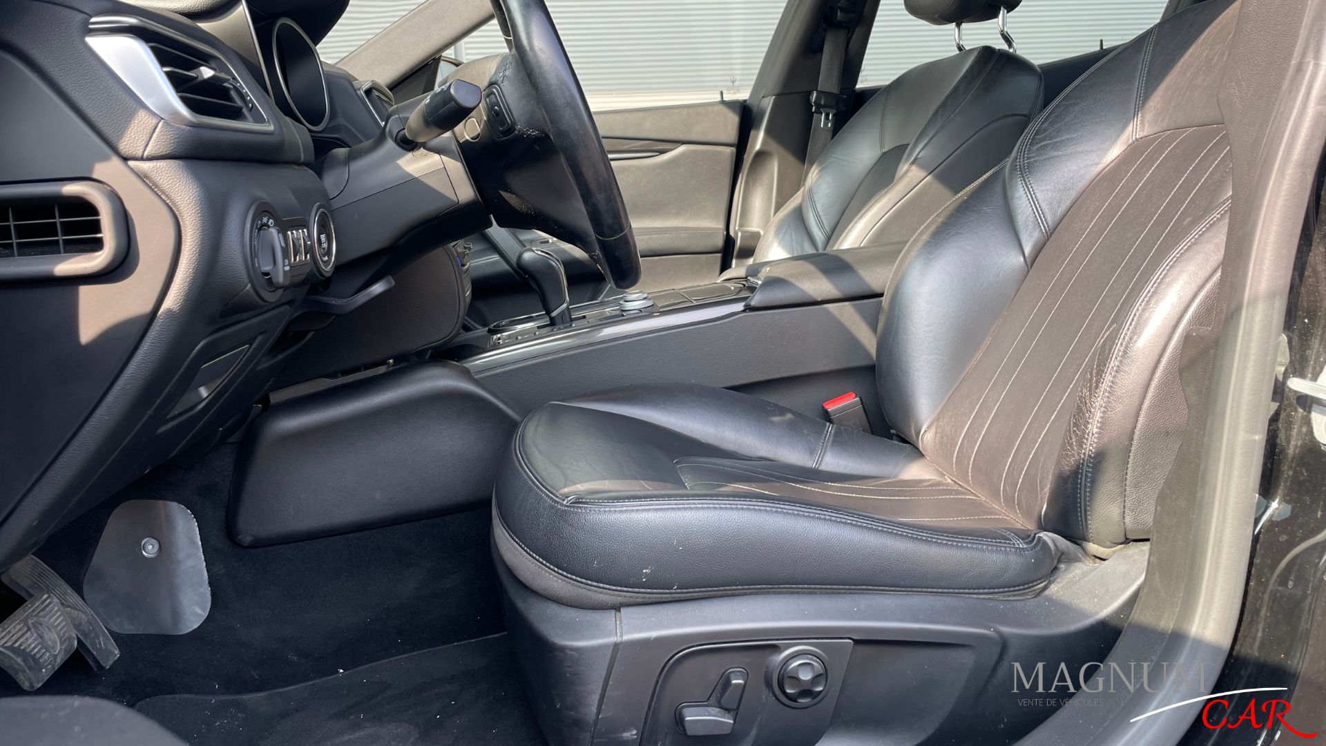 siège conducteur maserati ghibli phase 2