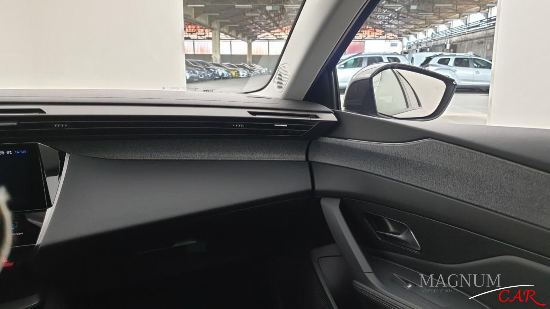 intérieur peugeot 308