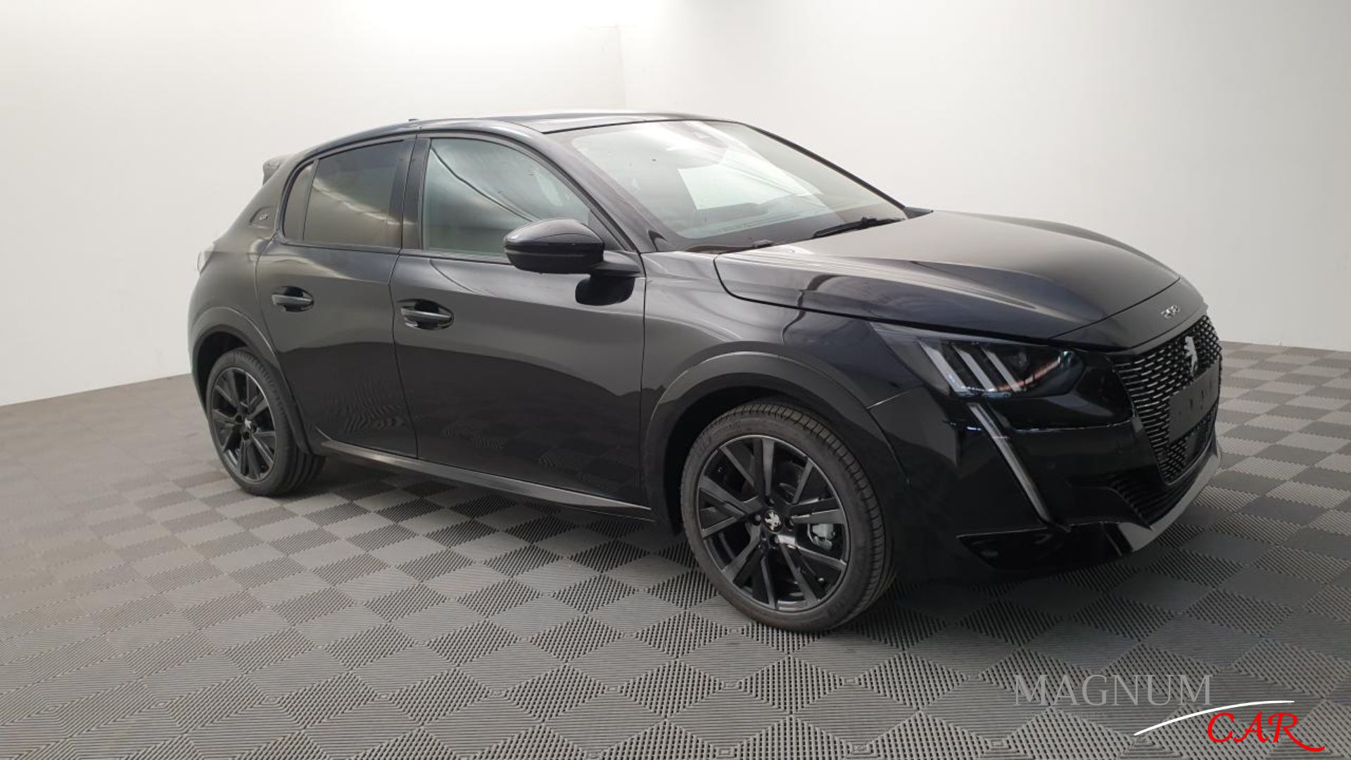 PEUGEOT 208 NOUVELLE NOIR Perla Nera