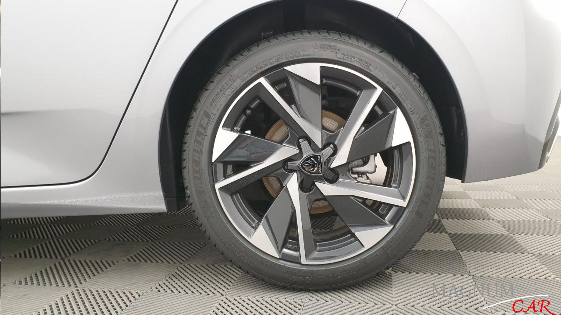 Jantes alliage 17" HALONG diamantées