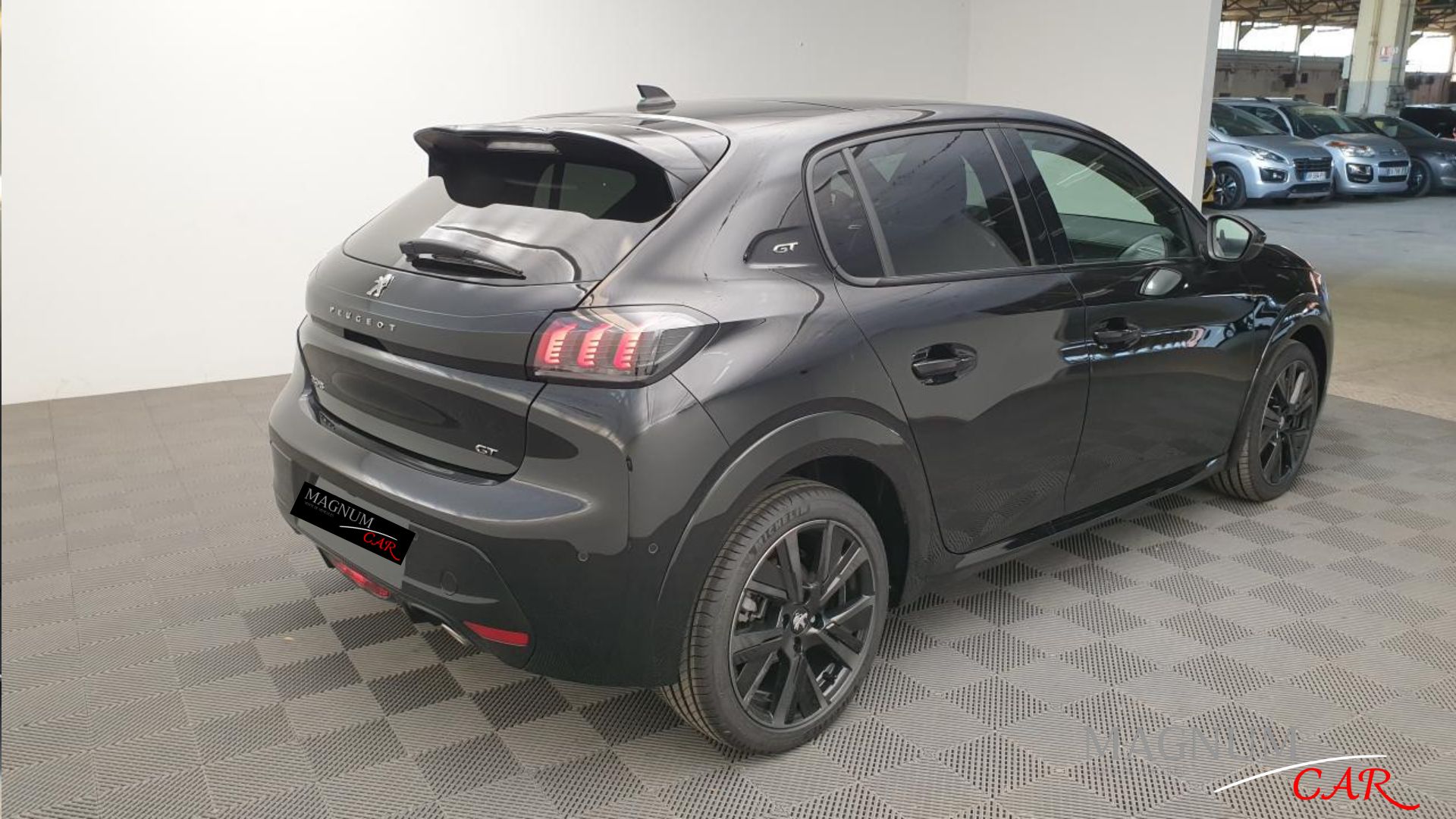 PEUGEOT 208 NOUVELLE NOIR Perla Nera