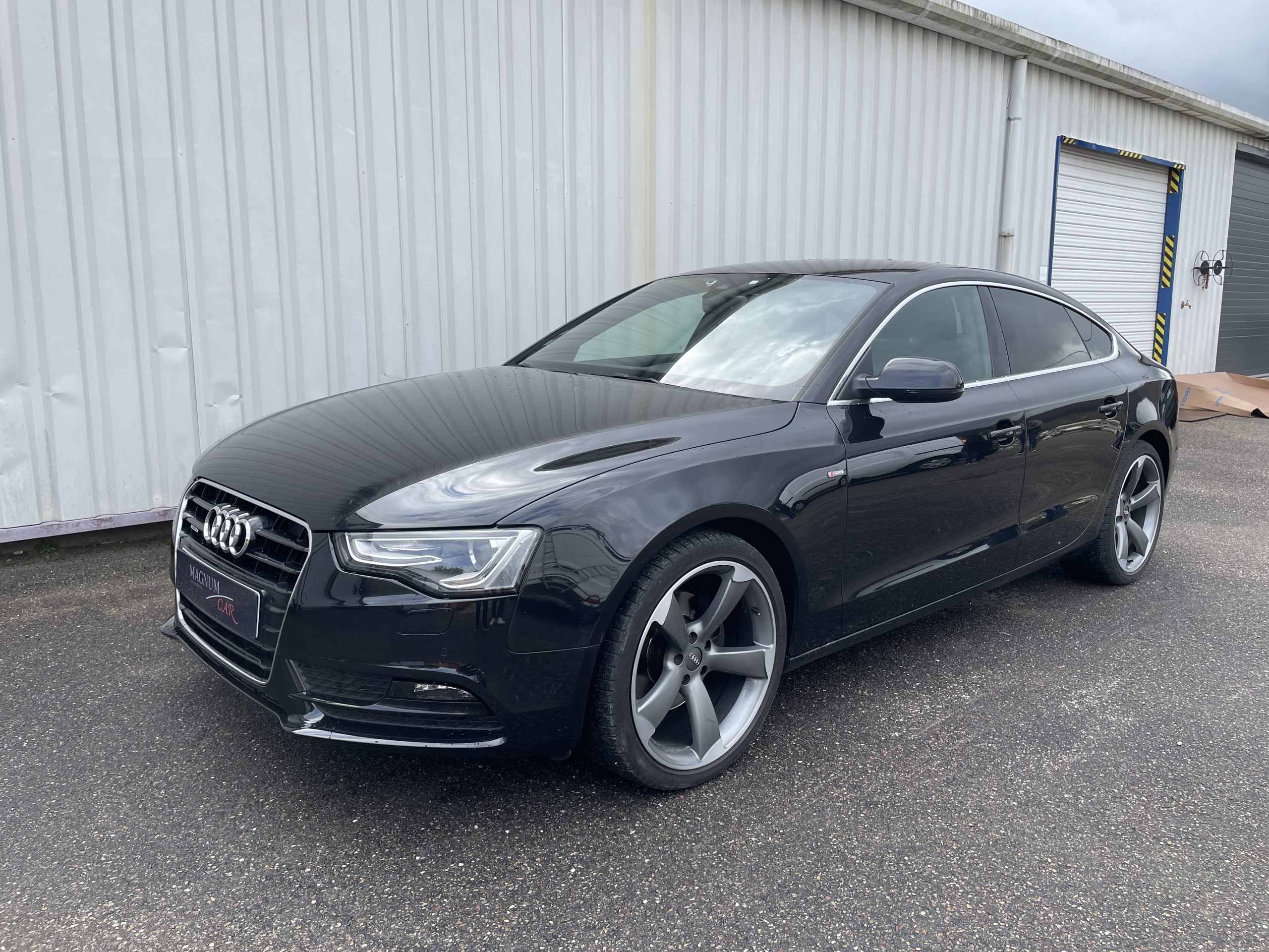 Audi S LINE 2.0 TDI 177Ch S-TRONIC